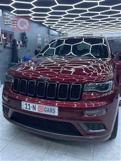 جیپ گراند شیرۆکی